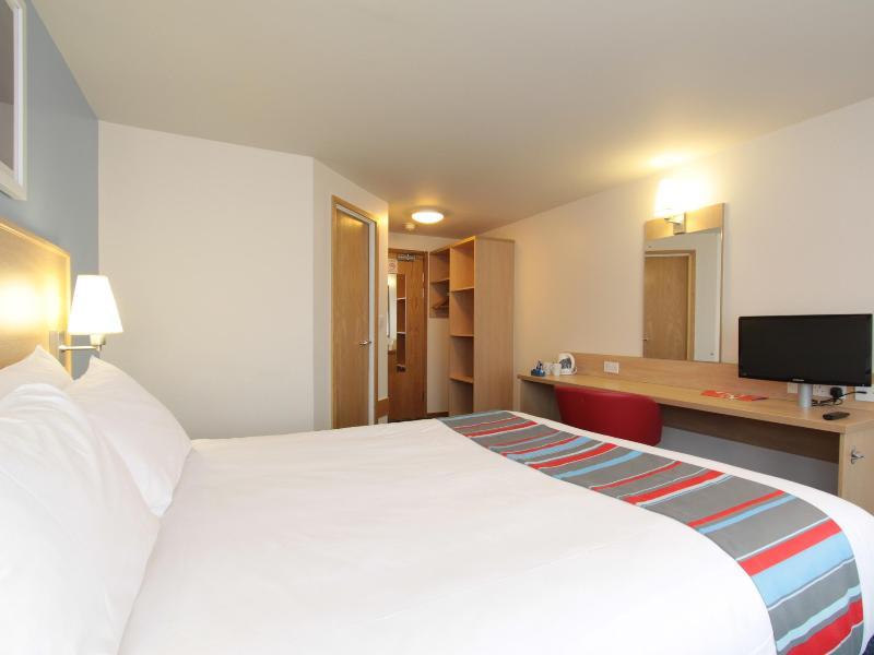 Travelodge Guildford Exterior foto